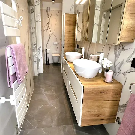 Sophie Emilie * Donji Okrug (Ciovo)