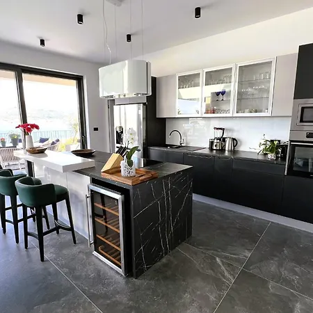 Vila Sophie Emilie Donji Okrug (Ciovo)